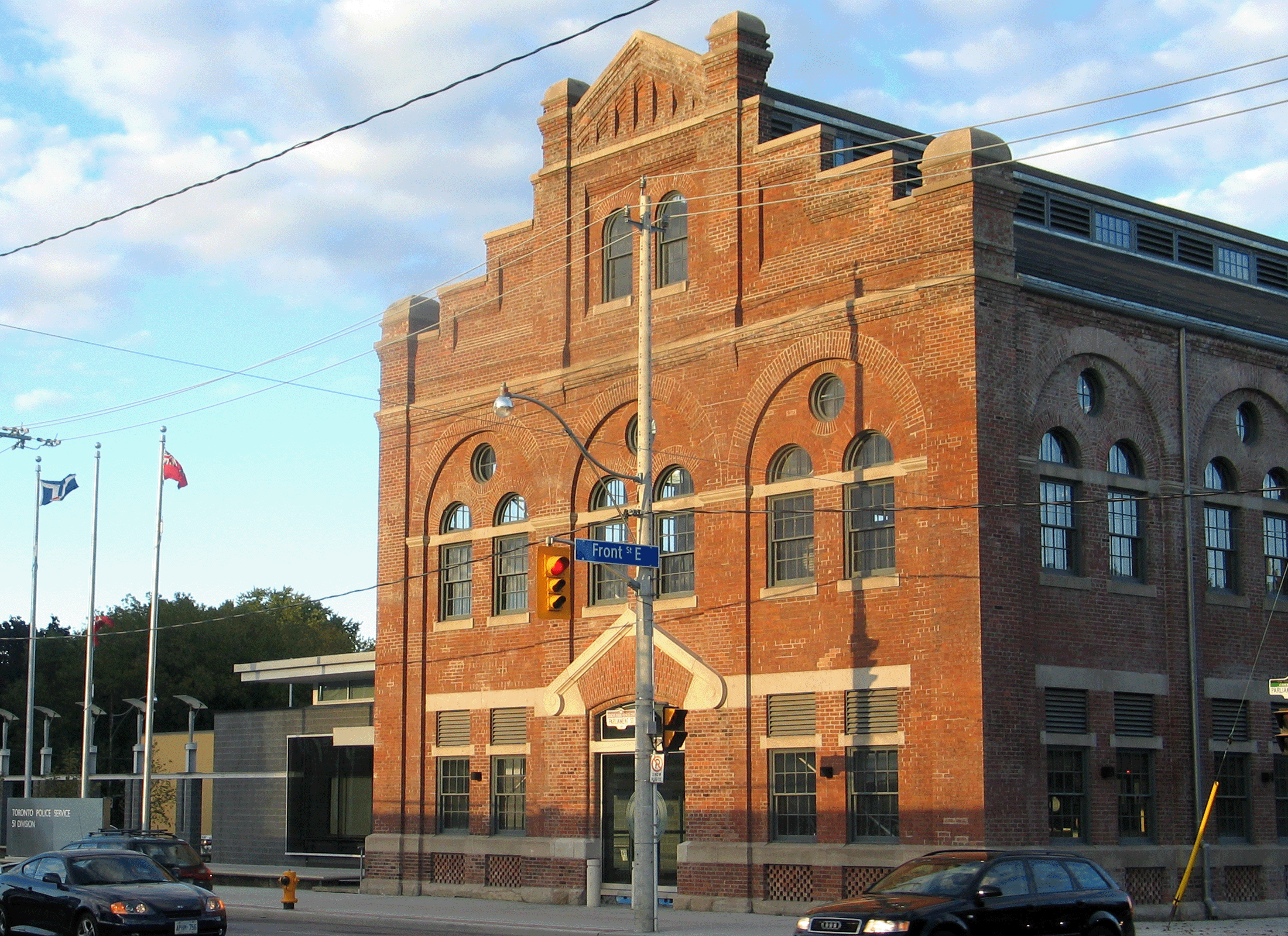 51e Division – Quartier général de la police