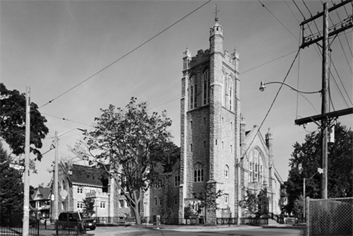 Abbey Lofts Critiqued in Toronto Star