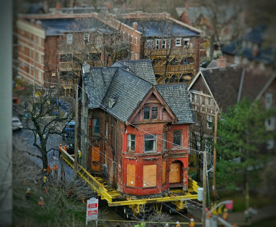 76 Howard Street’s Moving Day – Video Update