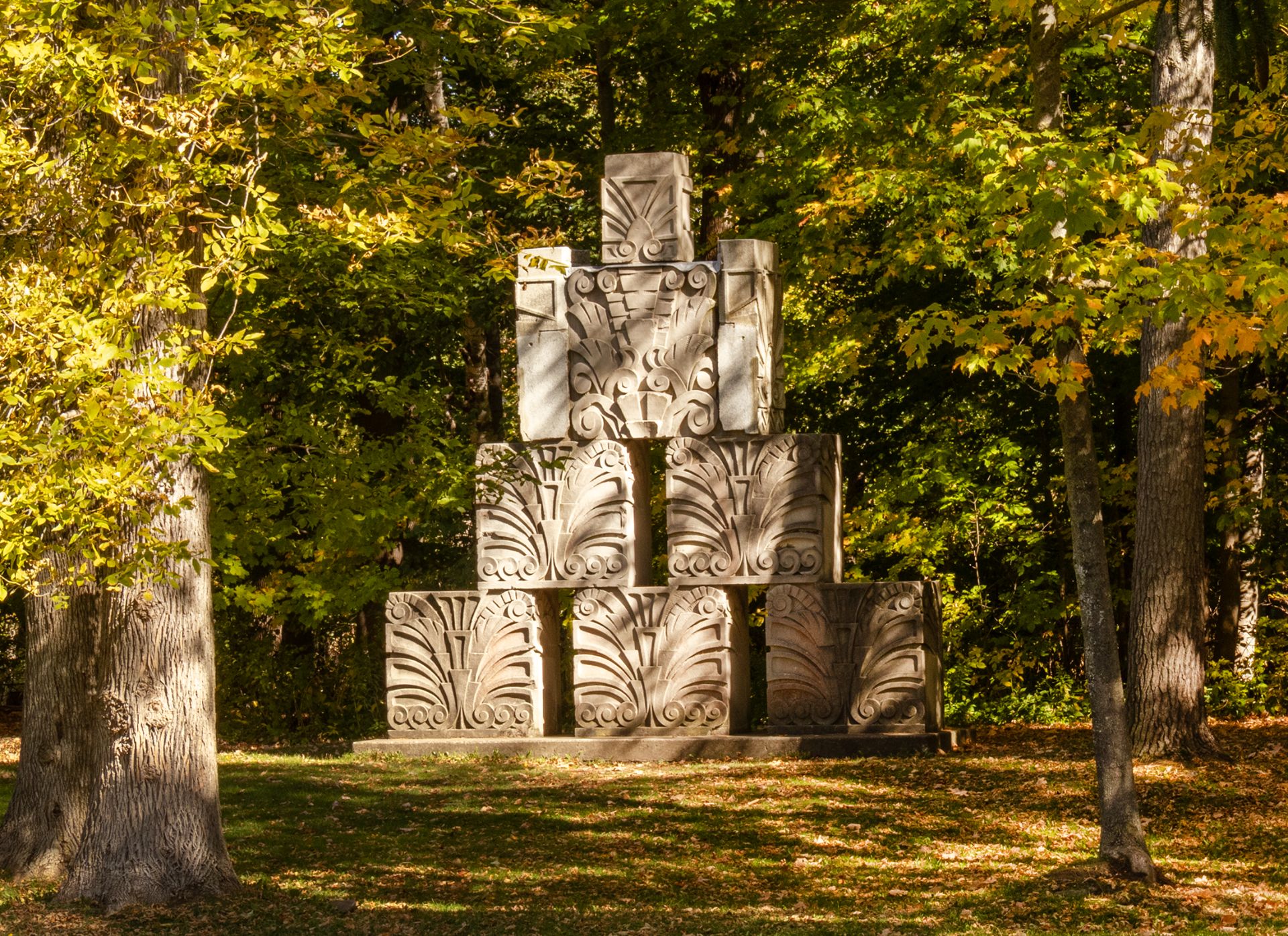 Sculptural installation in Guild Park and Gardens